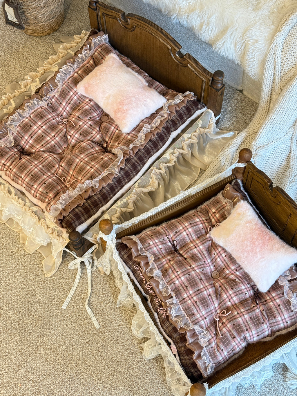 Handcrafted Reversible Plaid & Blush Velvet Pet Mat | Warm Winter Dog & Cat Bed with Pillow