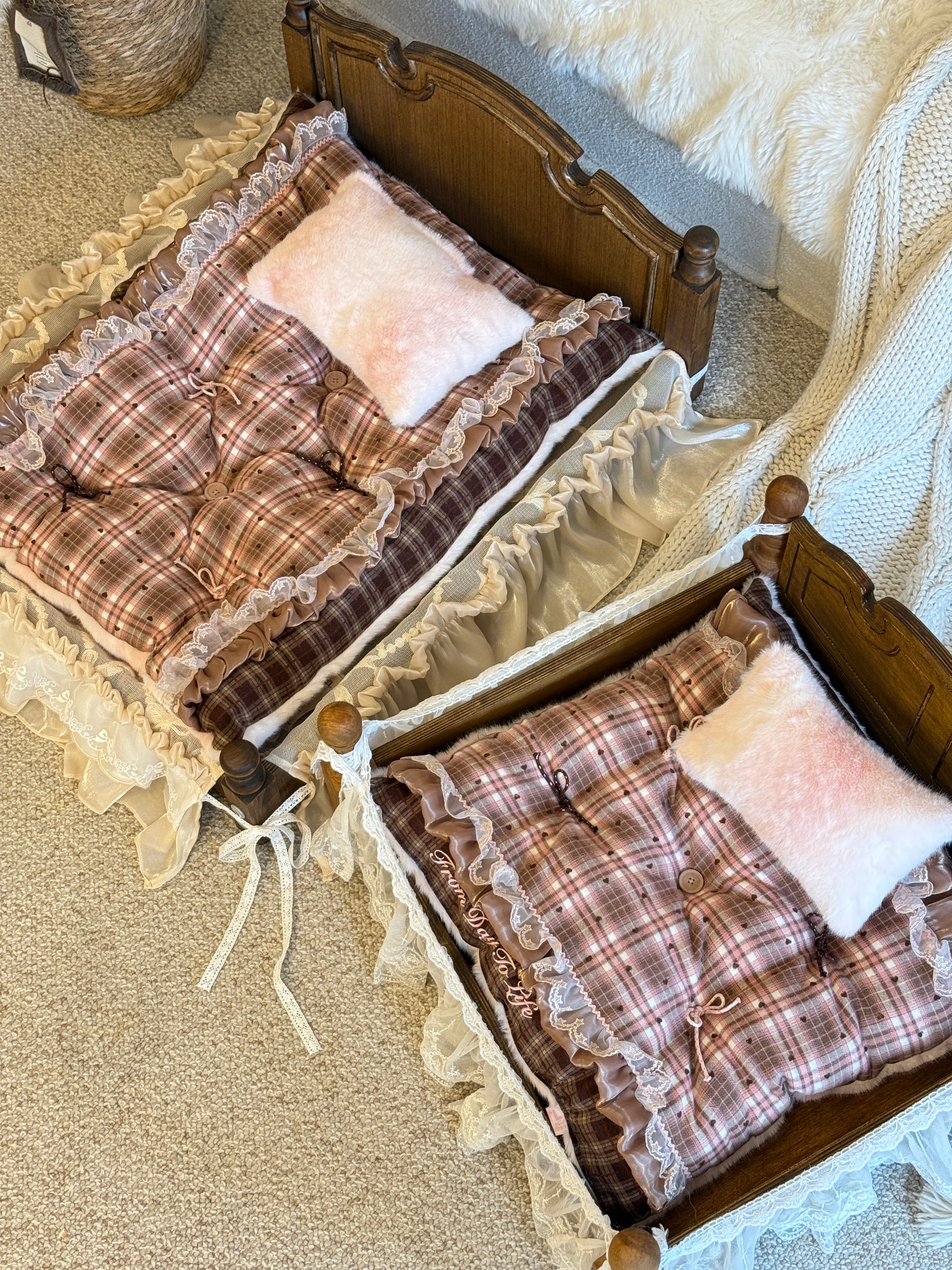 Handcrafted Reversible Plaid & Blush Velvet Pet Mat | Warm Winter Dog & Cat Bed with Pillow