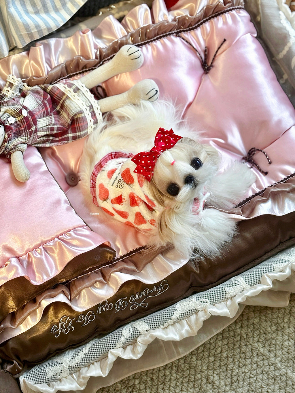 Handcrafted Reversible Pink Silk & Brown Velvet Pet Mat | Coquette Princess Dog & Cat Bed with Pillow