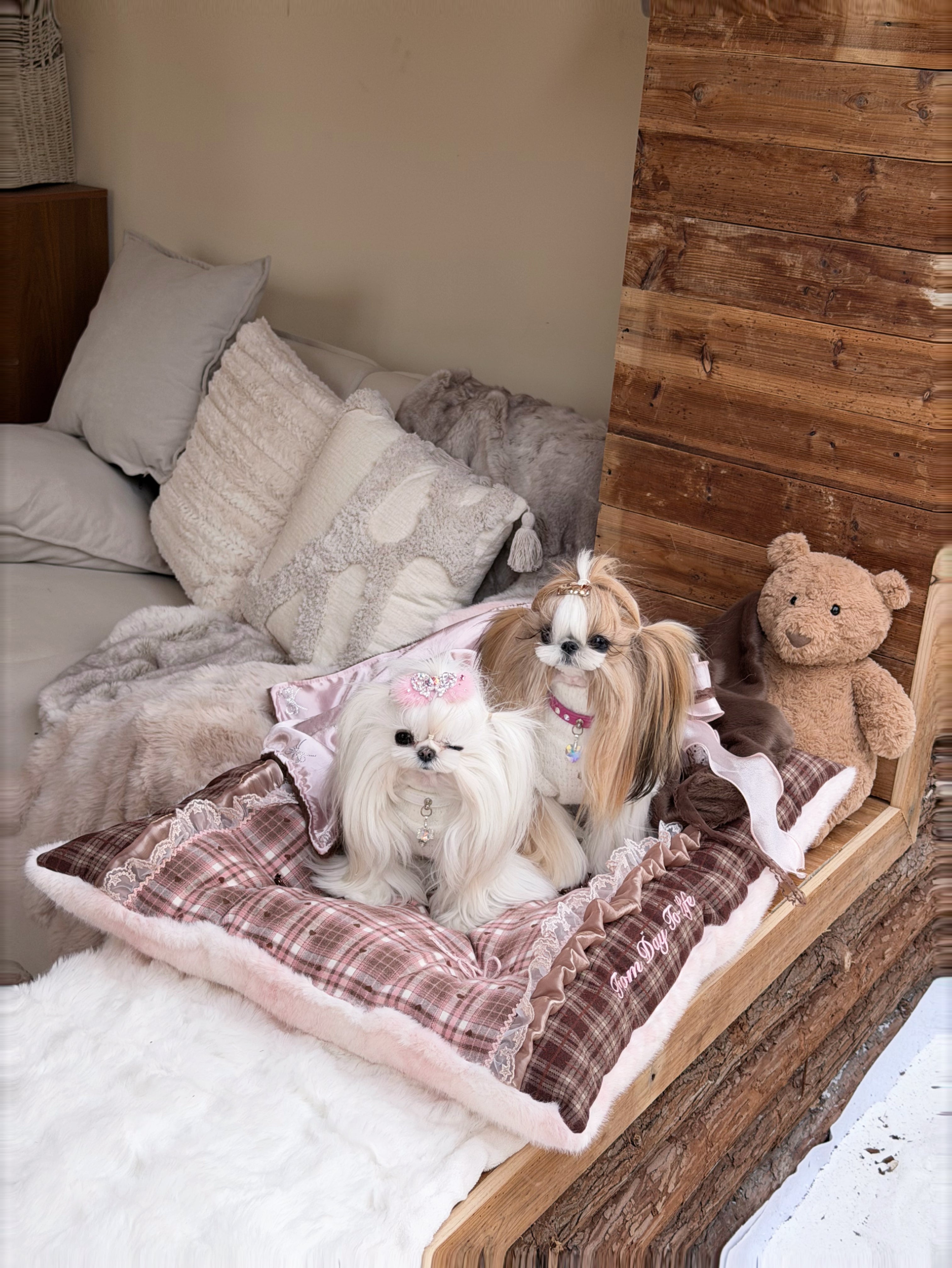 Handcrafted Reversible Plaid & Blush Velvet Pet Mat | Warm Winter Dog & Cat Bed with Pillow