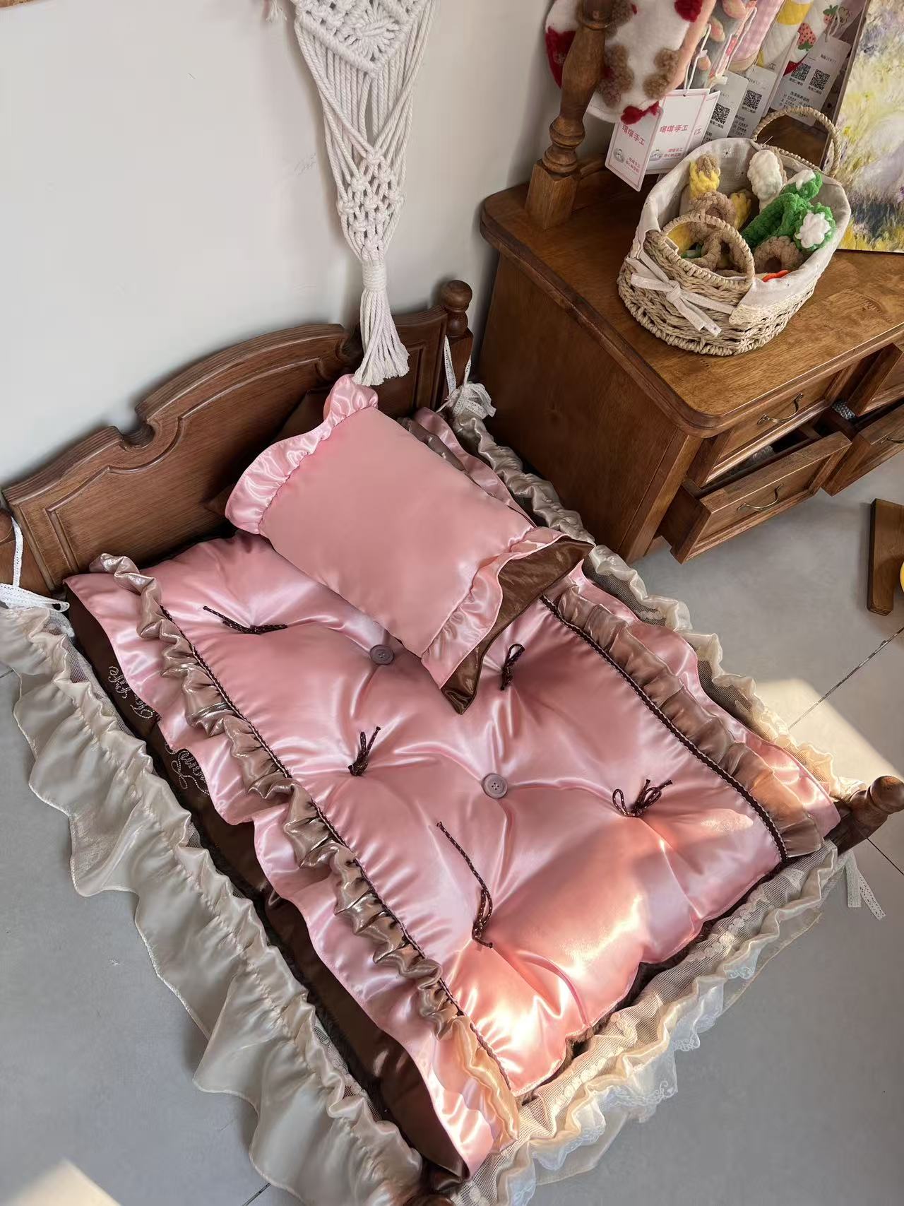 FDTL Handcrafted Pink Silk Satin Pet Bed | Reversible Coquette-Style Dog & Cat Nest with Pillow