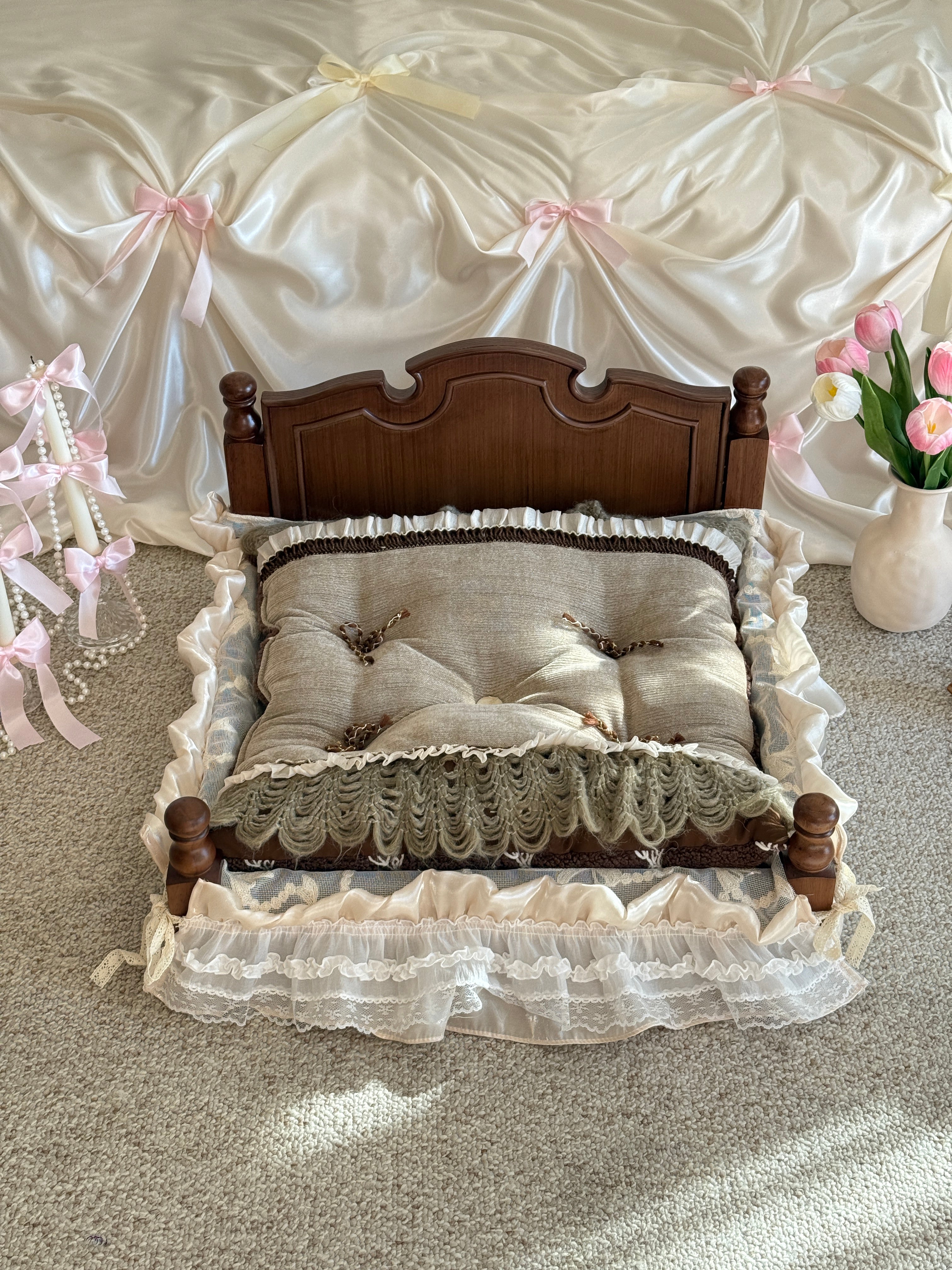 Handcrafted Reversible Linen & Velvet Pet Mat | French Manor Dog & Cat Bed with Pillow